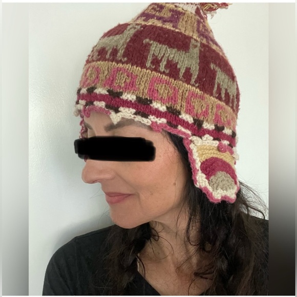 🦙 The Real Deal! 100% alpaca ear flap beanie hat skull cap pom pom.Made in Peru - Picture 3 of 7